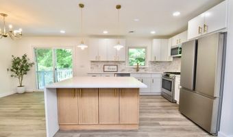 53 Cedar Ridge Dr, Alloway, NJ 07462