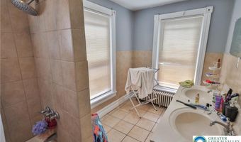 1138 W Maple St, Allentown, PA 18102