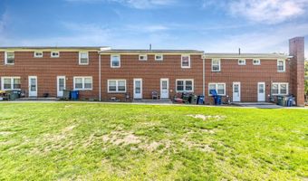 26 Karen Ct A, Bridgeport, CT 06606