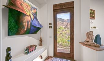 34 Rincon Canada, Abiquiu, NM 87510
