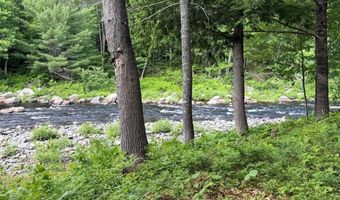 6 Maple Dr, Abbot, ME 04406