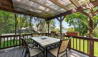 114 Shore Dr N, Bridgewater, NH 03222