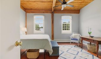 40 Web Ave 11, North Kingstown, RI 02852
