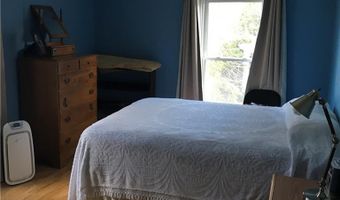 312 Essex St, Bangor, ME 04401