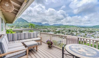 1312 Aupapaohe St, Kailua, HI 96734