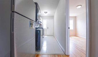 1823 H Pl NE 3, Washington, DC 20002