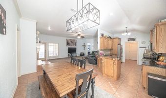 916 B Bronstad Dr, Andrews, TX 79714