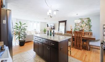 31 Salina Ave, Johnston, RI 02919