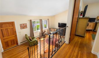 2 N Spruce St, East Providence, RI 02914
