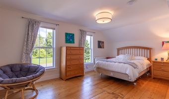 1508 Sugarhouse Rd, Burke, VT 05832