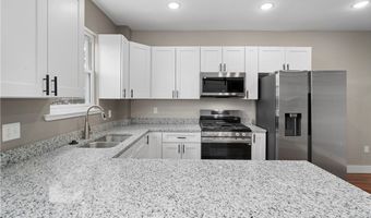 838 Eureka St, Allentown, PA 15210
