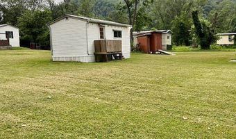 55 Minnow Ln, Alderson, WV 24901