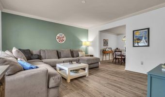 65 Pelican Dr, Bayville, NJ 08721
