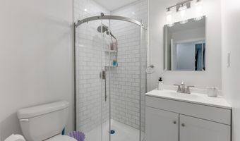 7 Lafayette Ave, Del Haven, NJ 08251