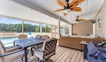 176 Jule St, Apalachicola, FL 32320