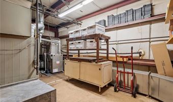 350 Station St, Cranston, RI 02910