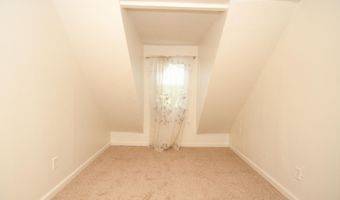 131 Veeder Ln, Bayville, NJ 08721