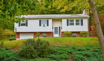 271 N Shore Dr, Albrightsville, PA 18210