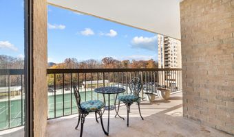 4500 S FOUR MILE RUN Dr 222, Arlington, VA 22204