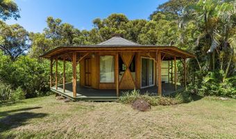 630 E Kuiaha Rd, Haiku, HI 96708