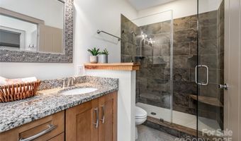135 Spooks Branch Rd, Asheville, NC 28804