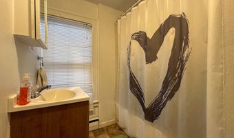 39 Rogers St 2, Branford, CT 06405
