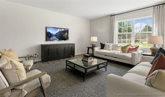 941 Misty Creek Dr, Aberdeen, NC 28315