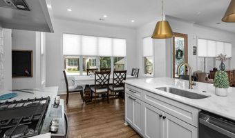 920 Caddo Dr, Benton, AR 72019