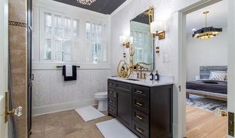 2736 GEORGES Ln, Alexandria, LA 71301