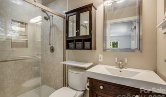 78 Grovewood Rd, Asheville, NC 28804