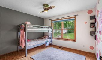 909 Fremont St, Anoka, MN 55303