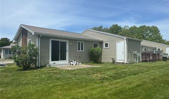 16 Castle Rock Dr D, Charlestown, RI 02813