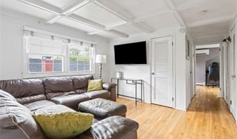 85 Shore Rd, Amityville, NY 11701