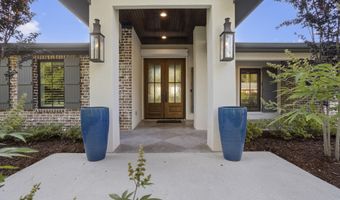 927 N Shore Dr, Biloxi, MS 39532