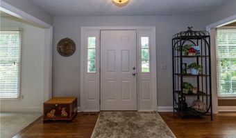 300 Lakeview Cir, Aurora, OH 44202