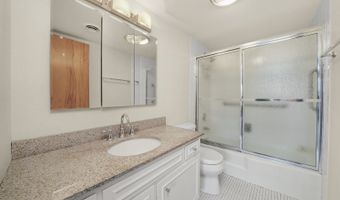 1025 S Fernandez Ave 4C, Arlington Heights, IL 60005