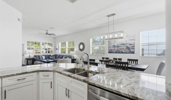 5412 PARKWAY Dr, Belle Isle, FL 32809