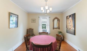 82 Oak Grove Ave, Brattleboro, VT 05301