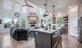 172 Cowan Xing, Alvord, TX 76225