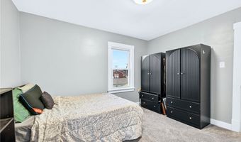 2202 McMinn St, Aliquippa, PA 15001