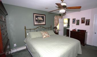 1 Arc Ct, Absecon, NJ 08201