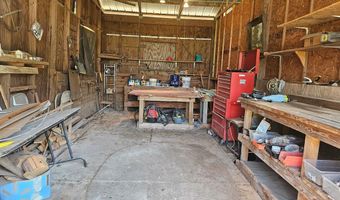 4740 10th St, Bell, FL 32619