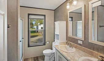 13601 387th Ave, Aberdeen, SD 57401