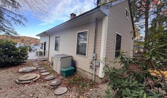 12 Lake Dr, Chesterfield, NH 03462