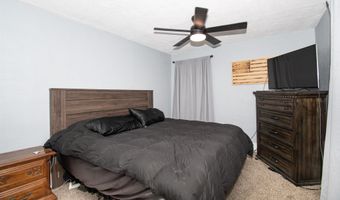 128 S Main St, Avilla, IN 46710