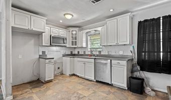 1900 Hometown Rd, Ardmore, OK 73401