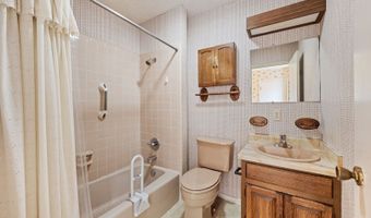 1240 County Road 324, Adkins, TX 78101