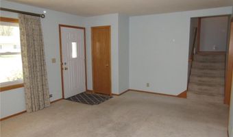 141 Strese Ln, Apple Valley, MN 55124