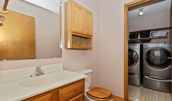 1006 SE Peterson Dr, Ankeny, IA 50021