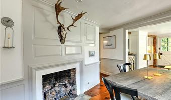 41 Third St, Newport, RI 02840